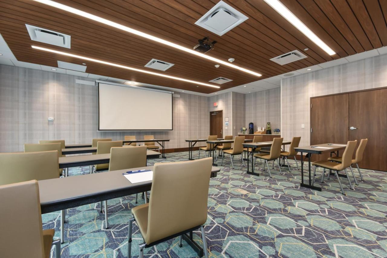 Holiday Inn Express & Suites Charlotte - Ballantyne By Ihg Exterior foto